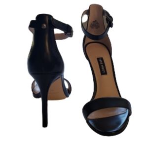 COPY - New Nine West leather black heels